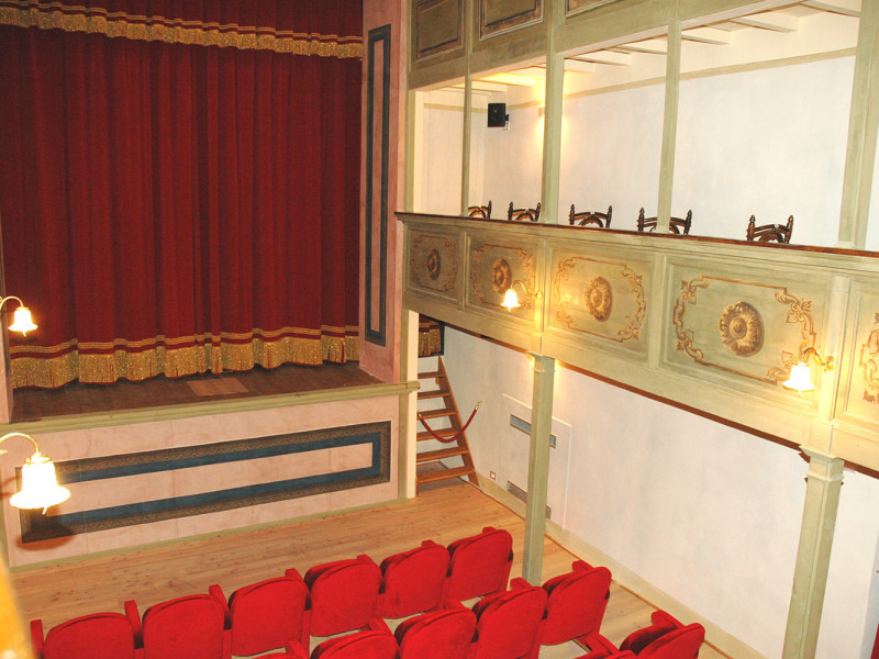 Il Teatro Salvini dopo l'intervento di restauro e ristrutturazione di Formento Restauri, ditta edile con sede a Finale Ligure, Savona.