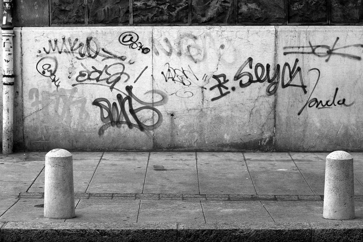 Formento Restauri è un'azienda edile di Finale Ligure specializzata nella rimozione dei graffiti tramite la tecnica della sabbiatura.