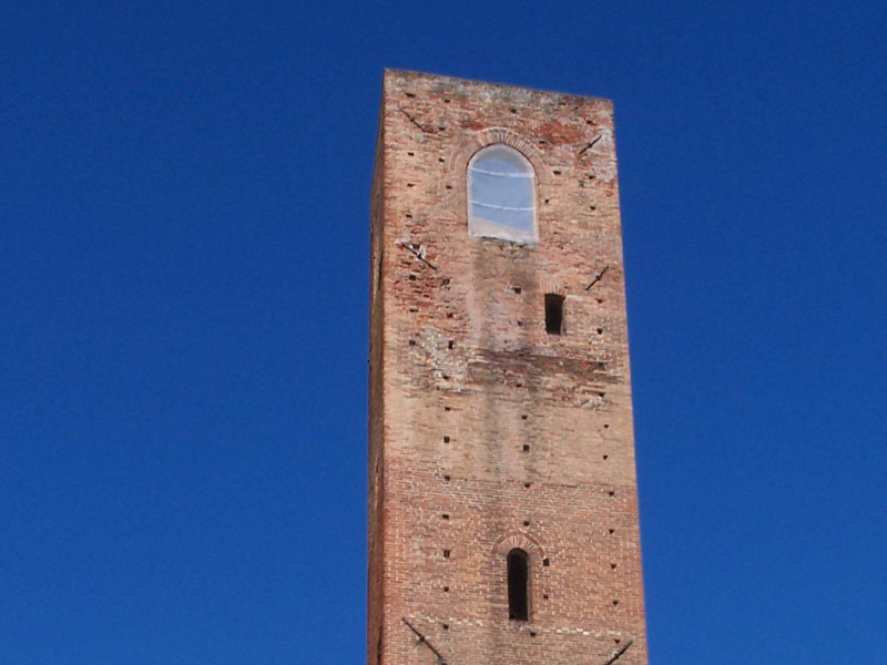 La Torre dei Quattro Canti di Noli, restauro in quota della ditta Formento Restauri di Finale Ligure.