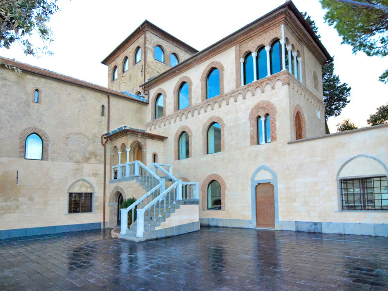 L'ex Abbazia di San Martino dopo l'opera di restauro di Formento Restauri, ditta edile di Finale Ligure, Savona.